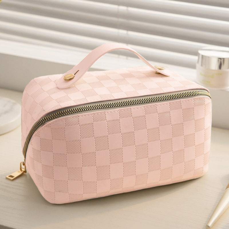 Wholesale of Large Capacity Organ PU Pillow Makeup Bags